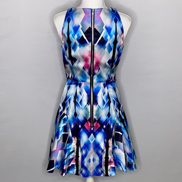 Milly Hologram Sleeveless Fit & Flare Dress - Sz 4 - Picture 3 of 8